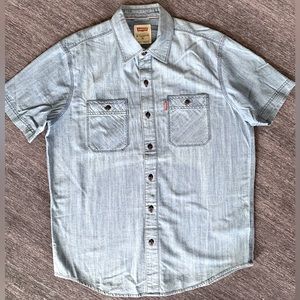 Levi’s Chambray Denim (M) Short Sleeve Button Down 2 Pocket Shirt